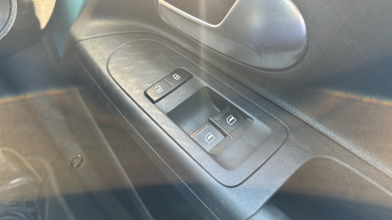 Volkswagen Up 1.0 Move Up 5dr ASG Petrol Hatchback